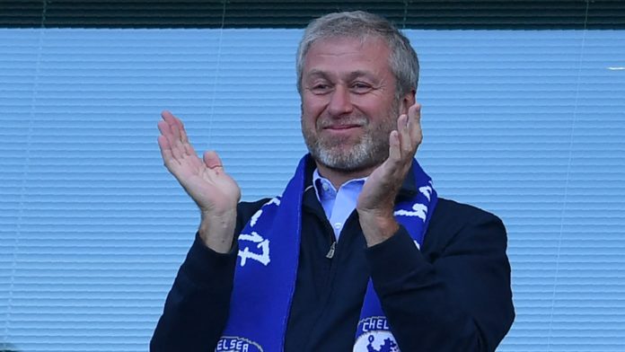 Abramovitch, le propriétaire russe de Chelsea FC prend du recul et délègue sa gestion