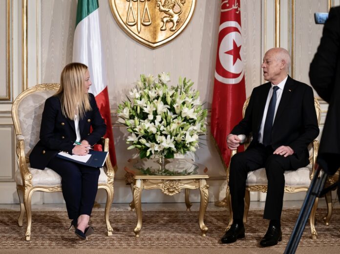 Meloni confirme le soutien total de l’Italie à la Tunisie et à Kais Saied