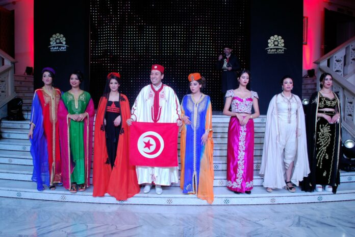 Le styliste Tunisien Sofien Ben Gamra doublement primé au festival de l’élégance et de la créativité d’Oujda